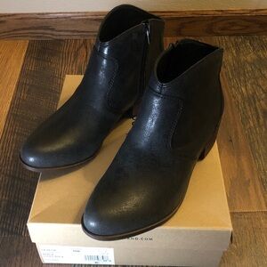 Lucky brand Belia black suede western booties size 10W in Box